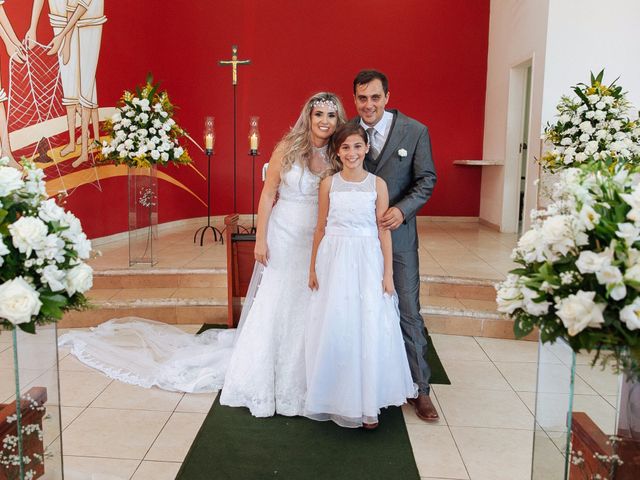 O casamento de Sérgio e Renata em Jacareí, São Paulo Estado 40