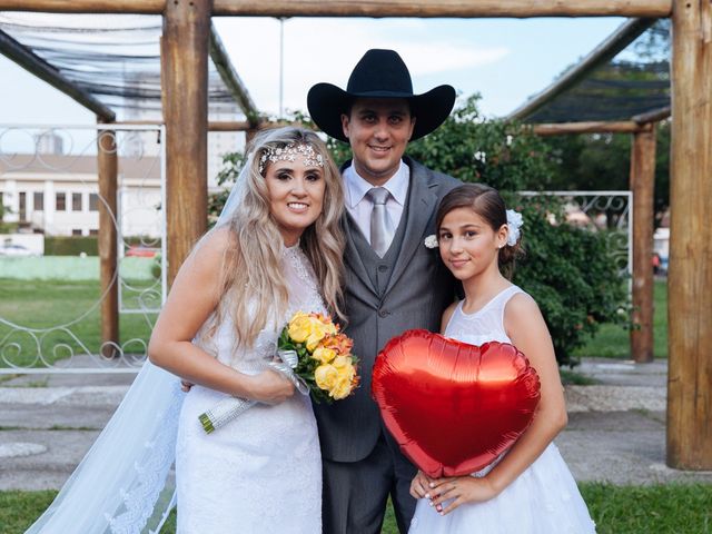 O casamento de Sérgio e Renata em Jacareí, São Paulo Estado 43