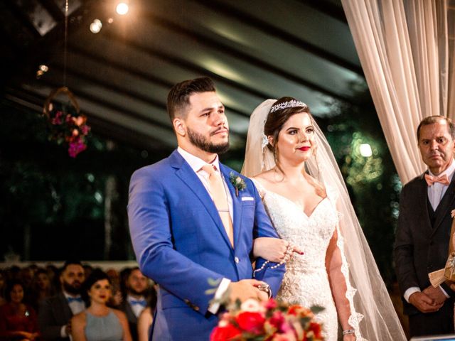 O casamento de Raphael e Paty em Santa Isabel, São Paulo Estado 25