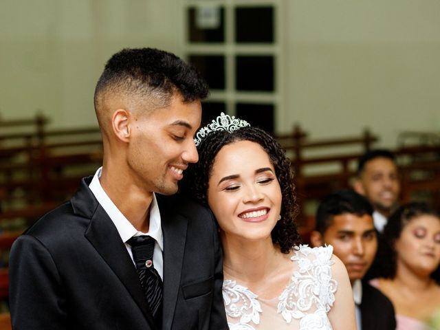 O casamento de Wescly e Ana em Betim, Minas Gerais 31