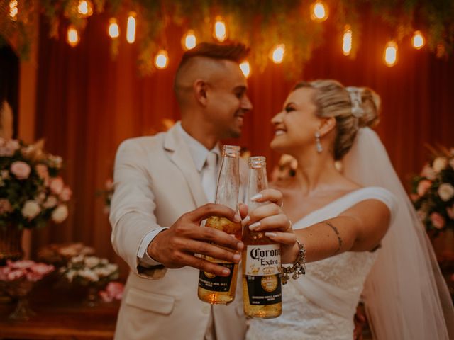 O casamento de Bernard e Débora em Belo Horizonte, Minas Gerais 33