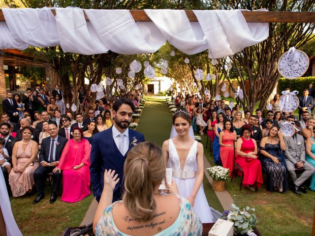 O casamento de Fernando e Joyce em Belo Horizonte, Minas Gerais 39