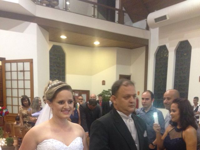 O casamento de Lessandro e Bruna em Barueri, São Paulo 4
