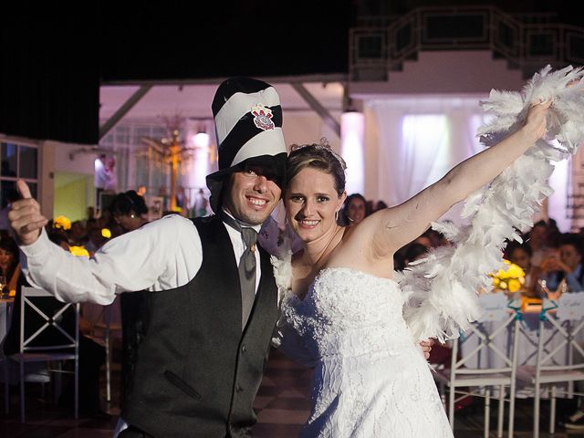 O casamento de Lessandro e Bruna em Barueri, São Paulo 23