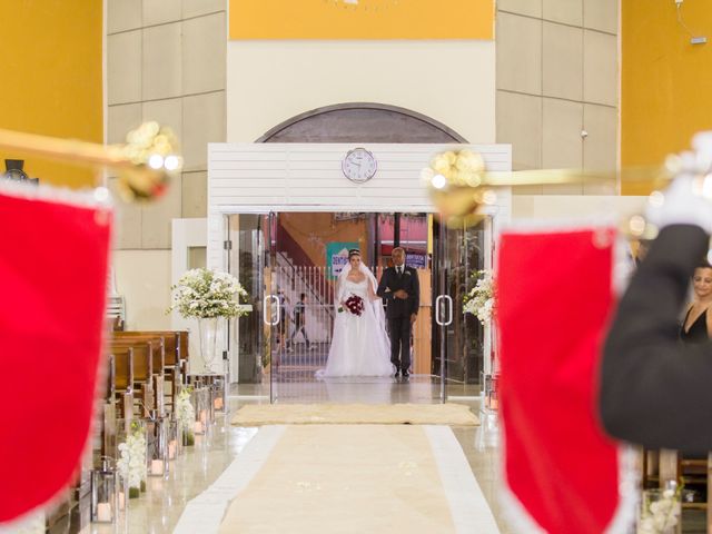 O casamento de Djonatan e Gabrielle em Curitiba, Paraná 58