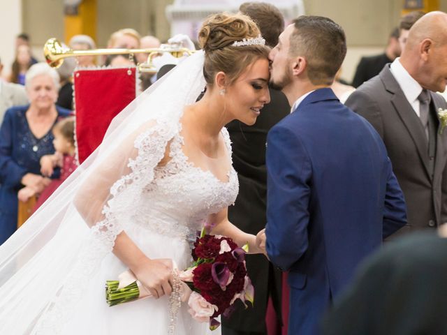 O casamento de Djonatan e Gabrielle em Curitiba, Paraná 63