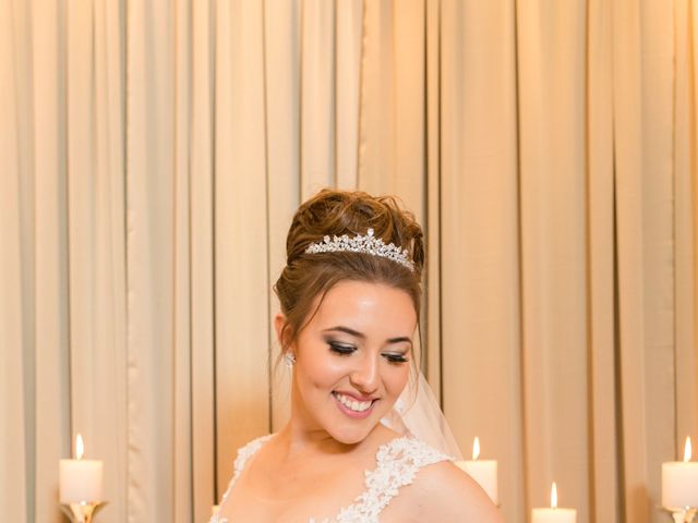 O casamento de Djonatan e Gabrielle em Curitiba, Paraná 112