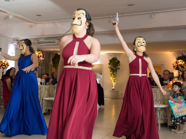 O casamento de Djonatan e Gabrielle em Curitiba, Paraná 122