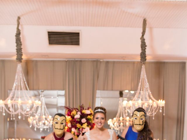 O casamento de Djonatan e Gabrielle em Curitiba, Paraná 131