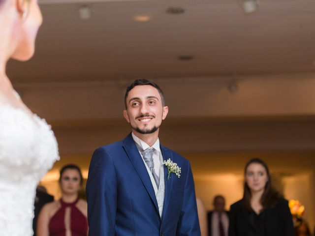 O casamento de Djonatan e Gabrielle em Curitiba, Paraná 136