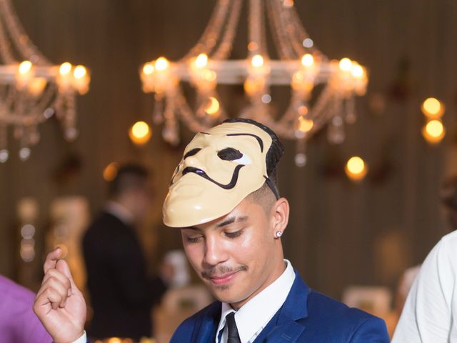 O casamento de Djonatan e Gabrielle em Curitiba, Paraná 153