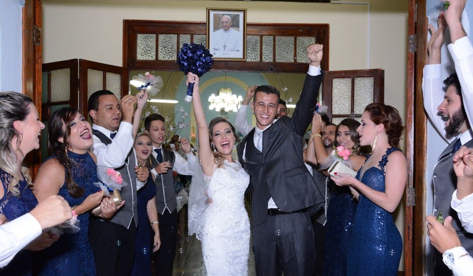 O casamento de Leonardo e Carla em São José dos Campos, São Paulo Estado