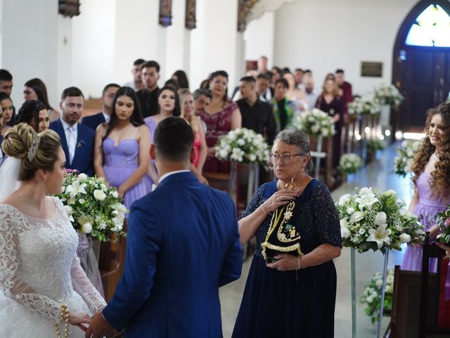 O casamento de Fabiano e Sarah  em São José dos Pinhais, Paraná 32
