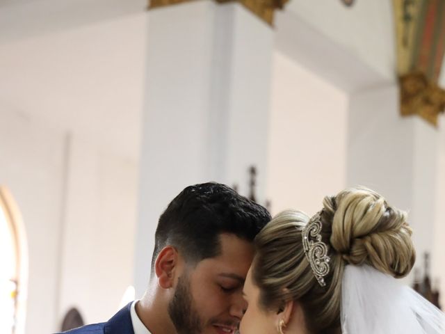 O casamento de Fabiano e Sarah  em São José dos Pinhais, Paraná 38