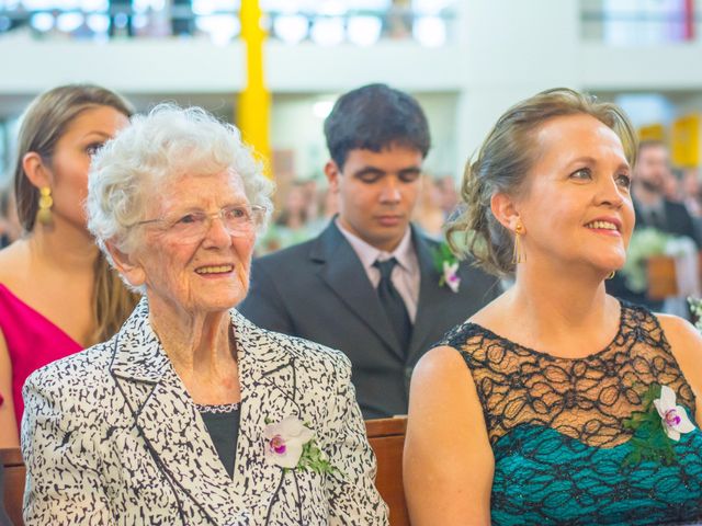 O casamento de Guilherme e Vanessa em Holambra, São Paulo Estado 23