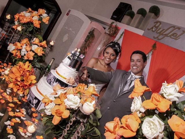 O casamento de Ricardo e Isabel em São Vicente, São Paulo Estado 39