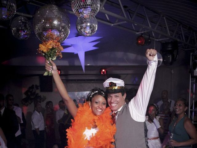O casamento de Ricardo e Isabel em São Vicente, São Paulo Estado 44