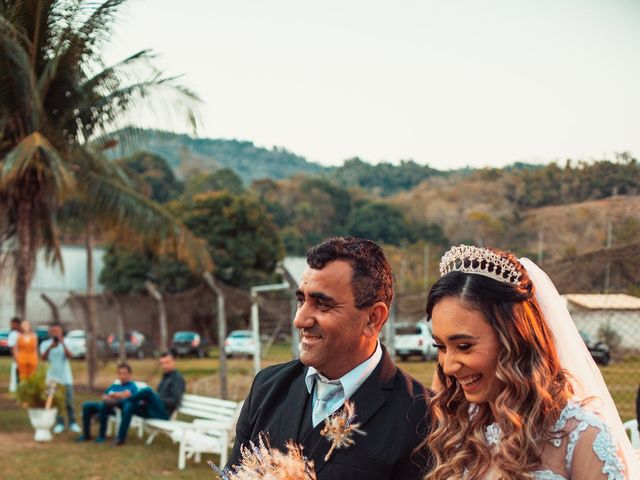 O casamento de Yandra e Matheus em Viana, Espírito Santo 10