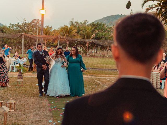 O casamento de Yandra e Matheus em Viana, Espírito Santo 28