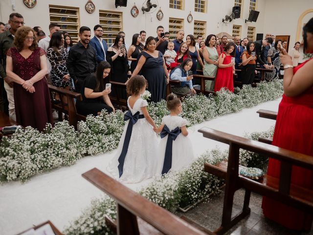 O casamento de Rodrigo e Juliana em Valparaíso de Goiás, Goiás 24