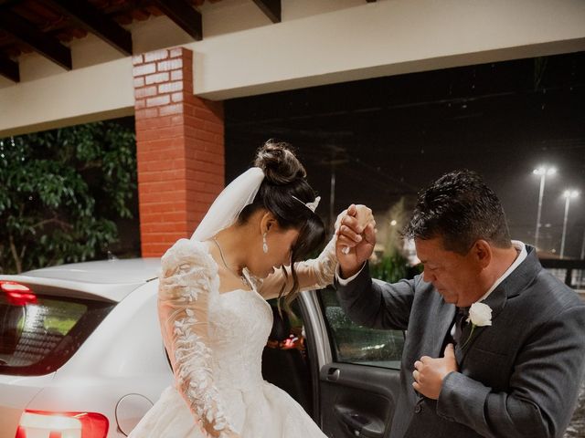 O casamento de Rodrigo e Juliana em Valparaíso de Goiás, Goiás 25