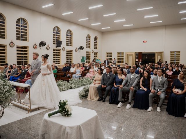 O casamento de Rodrigo e Juliana em Valparaíso de Goiás, Goiás 41