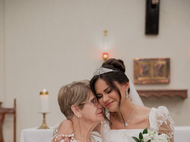 O casamento de Rodrigo e Juliana em Valparaíso de Goiás, Goiás 61