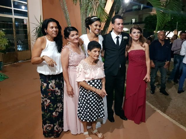 O casamento de Renato e Danielle  em Unaí, Minas Gerais 8