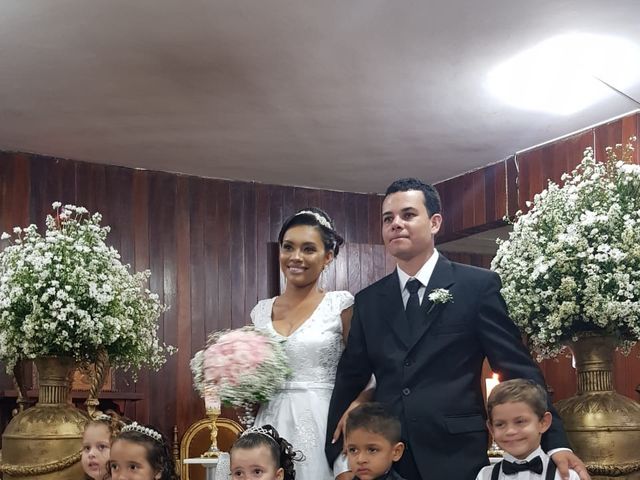 O casamento de Renato e Danielle  em Unaí, Minas Gerais 9