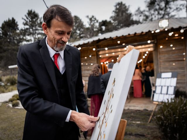 O casamento de Leandro e Dafny em Colombo, Paraná 36