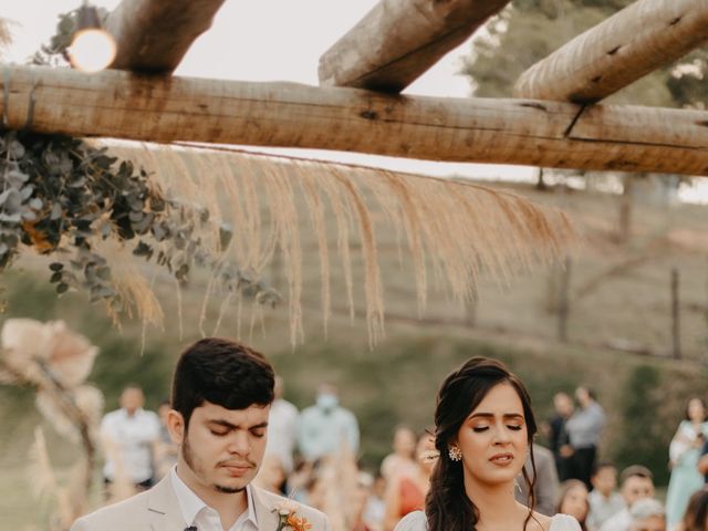 O casamento de Cris e Jhow em Serra, Espírito Santo 20