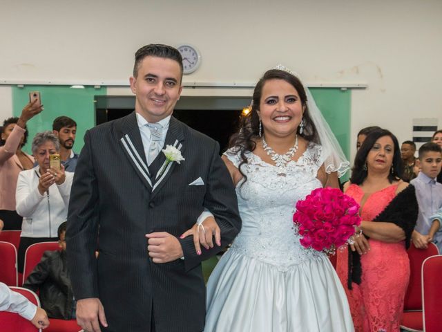 O casamento de Leandro e Luciana em Belo Horizonte, Minas Gerais 12