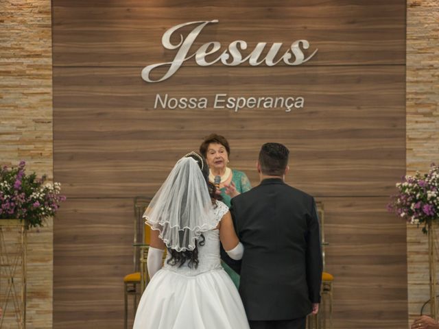 O casamento de Leandro e Luciana em Belo Horizonte, Minas Gerais 15