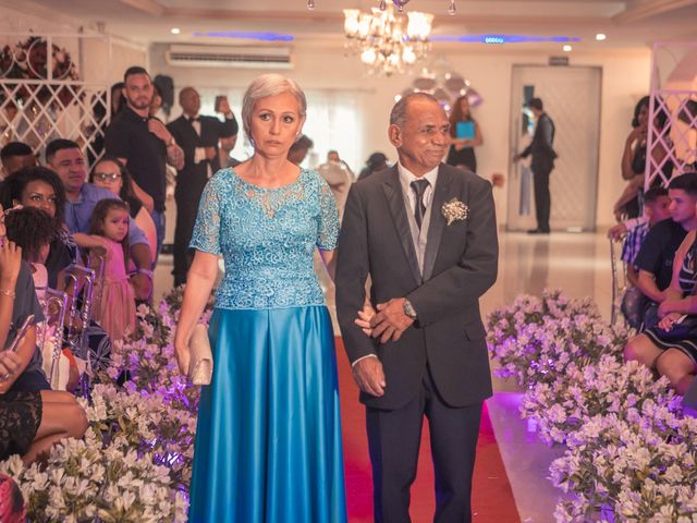O casamento de Vinicios e Ana em Nova Iguaçu, Rio de Janeiro 23