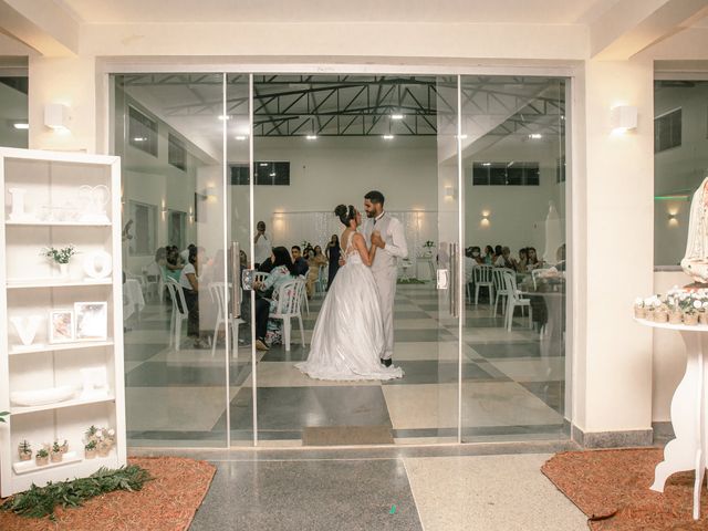 O casamento de Felipe Kenned e Genizete em Brasília, Distrito Federal 24