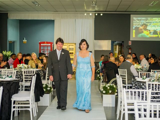 O casamento de Douglas e Danielle em Jaraguá do Sul, Santa Catarina 60