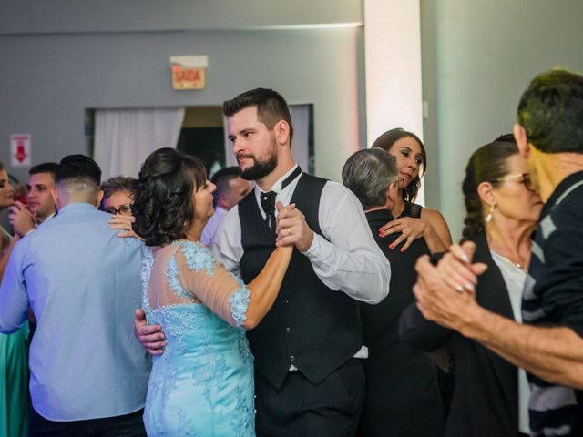 O casamento de Douglas e Danielle em Jaraguá do Sul, Santa Catarina 161