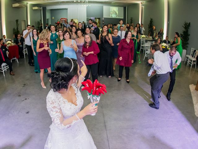 O casamento de Douglas e Danielle em Jaraguá do Sul, Santa Catarina 192