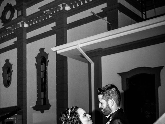 O casamento de Leonardo  e Daniela  em Carapicuíba, São Paulo Estado 16