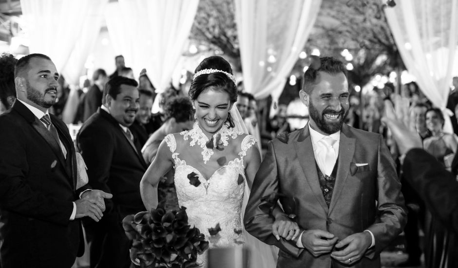 O casamento de Edward e Melina em São Paulo