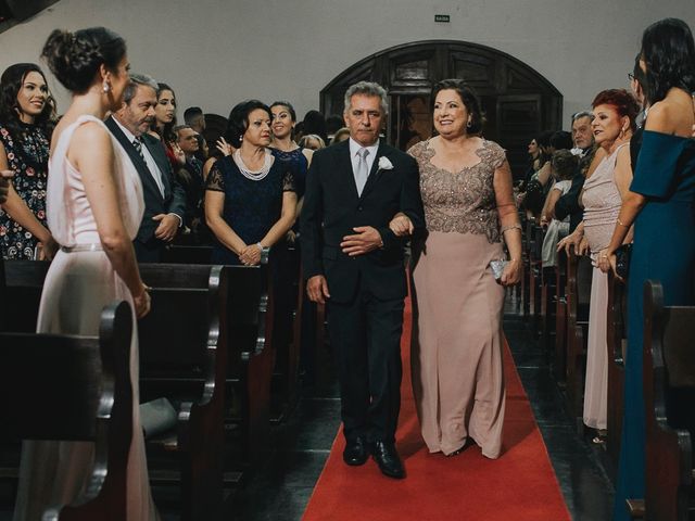 O casamento de Tiago e Ana Luiza em Belo Horizonte, Minas Gerais 117