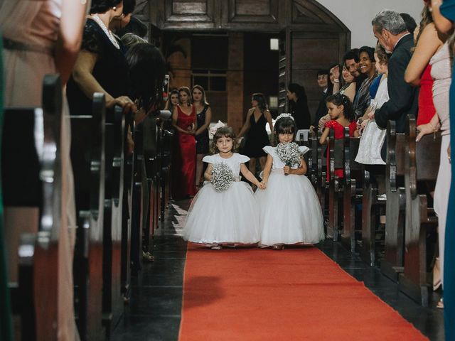 O casamento de Tiago e Ana Luiza em Belo Horizonte, Minas Gerais 120