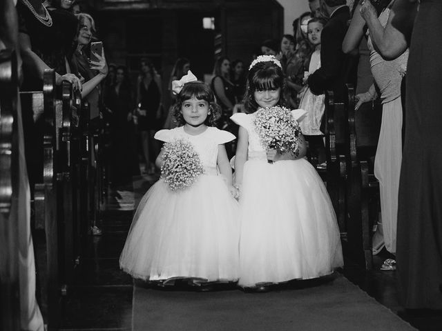 O casamento de Tiago e Ana Luiza em Belo Horizonte, Minas Gerais 122