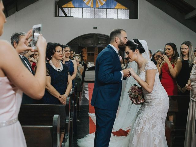 O casamento de Tiago e Ana Luiza em Belo Horizonte, Minas Gerais 136