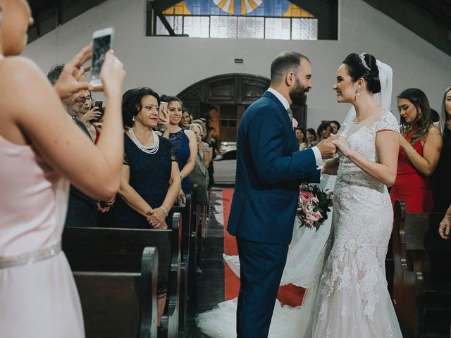 O casamento de Tiago e Ana Luiza em Belo Horizonte, Minas Gerais 137