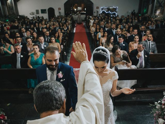 O casamento de Tiago e Ana Luiza em Belo Horizonte, Minas Gerais 166