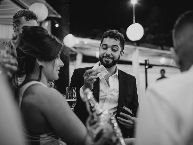 O casamento de Tiago e Ana Luiza em Belo Horizonte, Minas Gerais 244