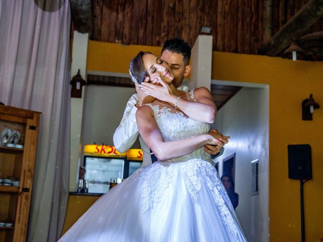O casamento de Fabiano e Andréa em Nova Santa Rita, Rio Grande do Sul 167