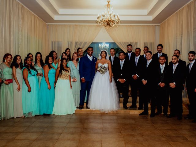 O casamento de Bruno e Erivania em Formosa, Goiás 42