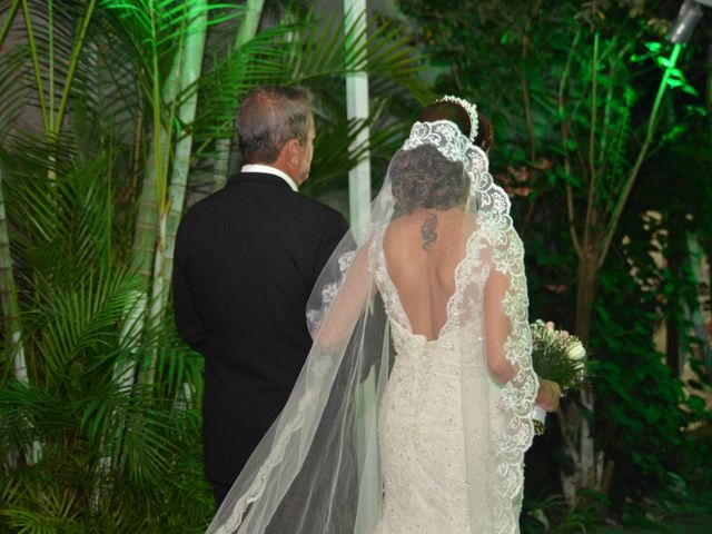 O casamento de André e Evelyn  em São Gonçalo, Rio de Janeiro 1